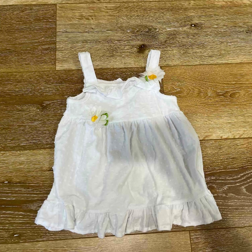 Kids Headquarters White Sleeveless Dress Girls Size 4 Polka Dot Floral Detail